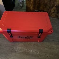 Grizzly Coca Cola Cooler 
