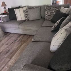 Sectional Couch 