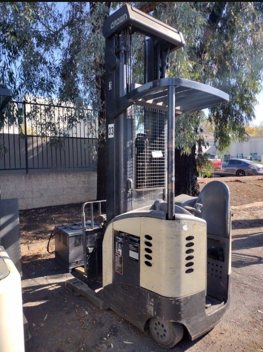 Crown Reach Forklift