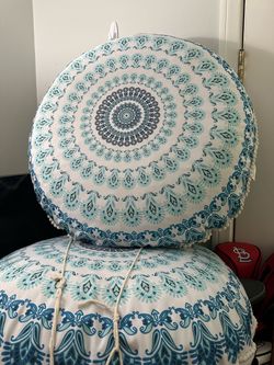 32 inch Meditation Pillow Set