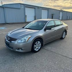 Nissan Altima SE Very Clean Drive Amazing