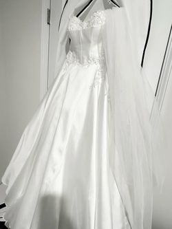 Elena Allure 723 wedding dress