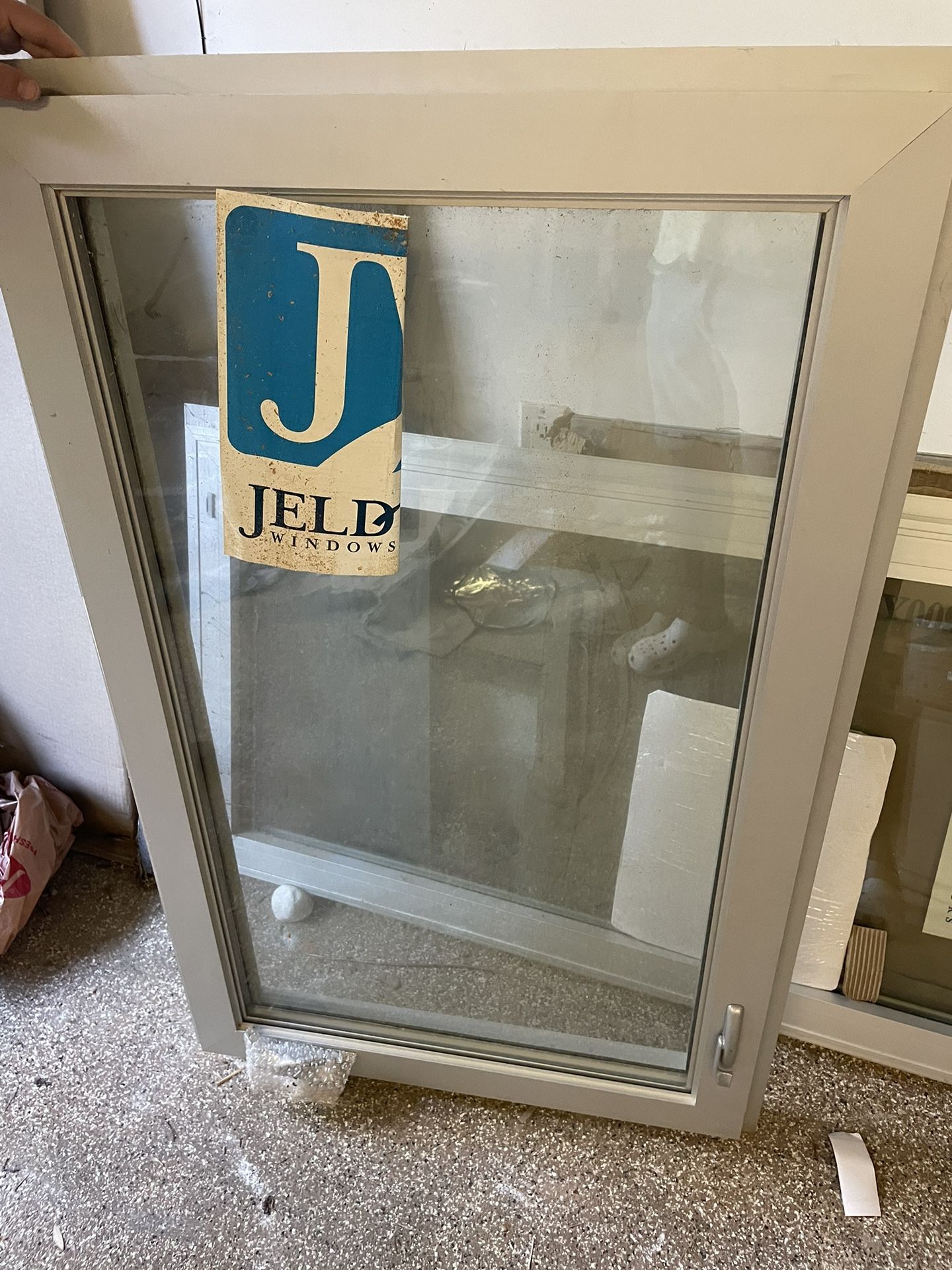 Jeld Wen Windows Solid Aluminum 30”x48” New Pick up Valley Village