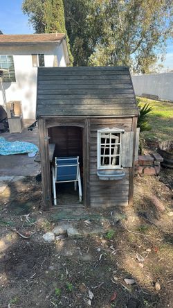 Free Playhouse