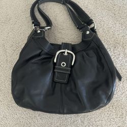 Black Coach Leather Shoulder Handbag Great Condition