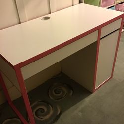 IKEA Vanity Desk Or Game Table 