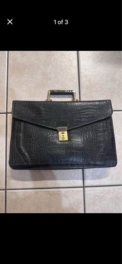 Vintage 1960s leather crocodile pattern briefcase/portfolio