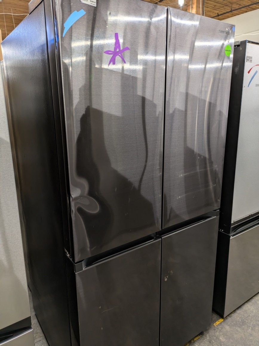Samsung RF29A9671SG
36 Inch 4-Door Flex™ Smart Refrigerator