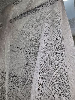 Vintage-Style Cream Lace Curtain Panel – 80" Long