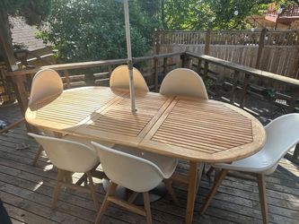New patio table for sale