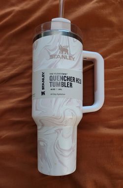 40 oz Stanley Tumbler in Driftwood for Sale in Las Vegas, NV - OfferUp