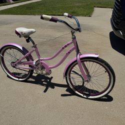 Girls Cruiser Bike