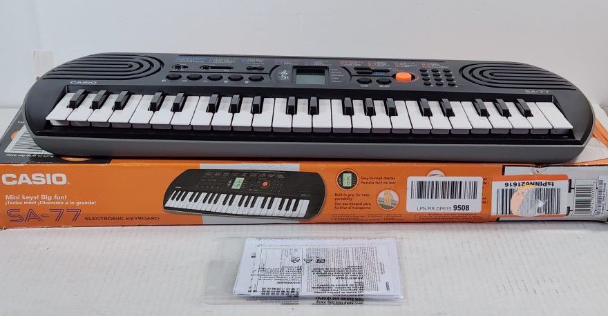 Casio, 44-Key SA-77 44 Key Mini Personal Keyboard, 44 Key #753