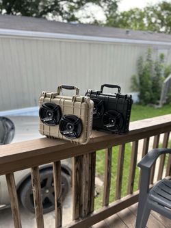 Speakers and boom boxes
