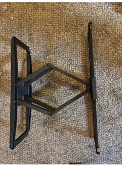 Full Motion TV Wall Mount for 32–70” TVs