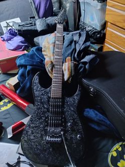 Guitarvfor sale