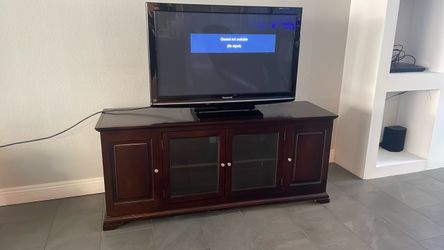 42 inch TV Panasonic and  TV stand