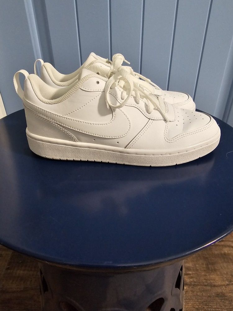 Nike Youth 5.5 Court Shoes White