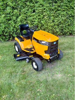 Cub Cadet 42” Tractor / Mower.