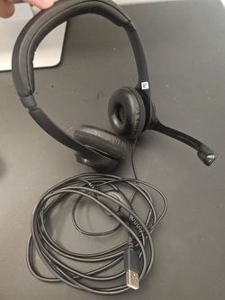 headset and webcam