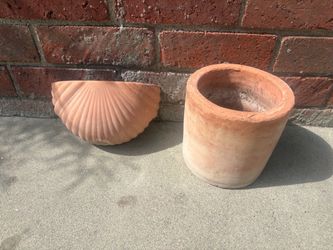 Vintage Terracotta Planter and Shell Wall Pocket Set
