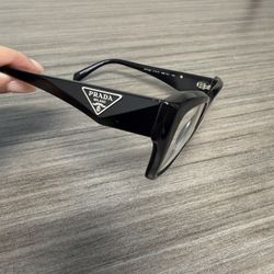 PRADA GLASSES • AUTHENTIC 