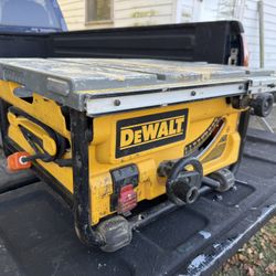 DEWALT Table Saw