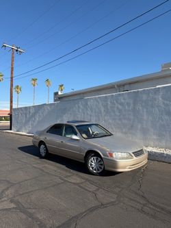 2000 Toyota Camry