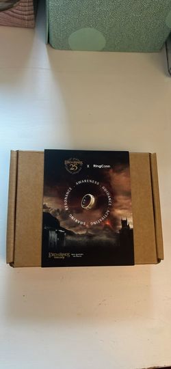 RingConn LOTR theme holding pouch