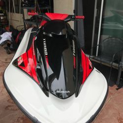 Honda Aquatrax