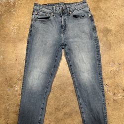Youth American Eagle Jeans Size 28w/28L