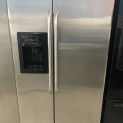Stainless Side By Side Refrigerator 