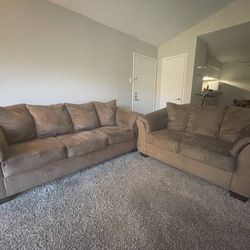 Couch & Love Seat (set)