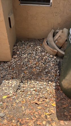 Free Gardening stones