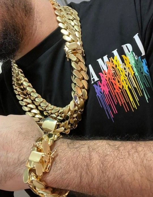 24MM Cuban Link Set 14k Gold Plated Doesn't Loses Color