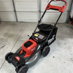 New Milwaukee M18 FUEL Brushless Cordless 21 in. Walk Behind Dual Battery Self-Propelled Mower (Batteries Not Included)