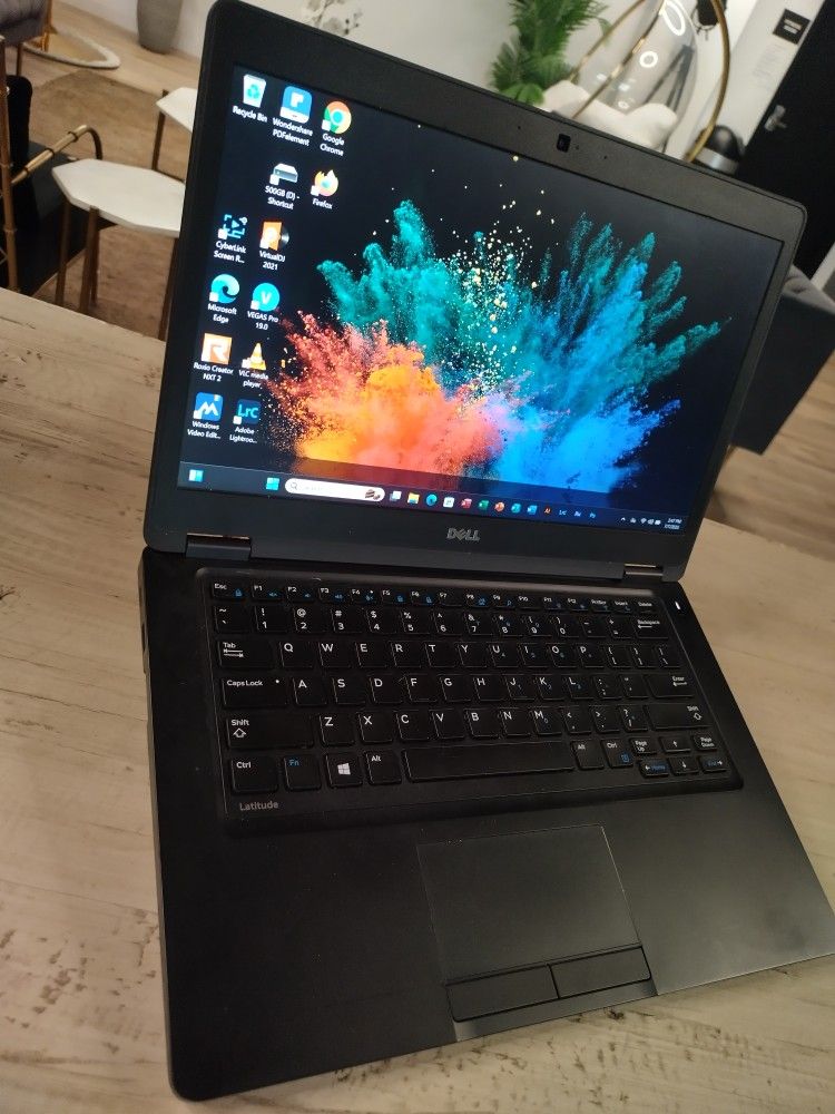 Dell Latitude - Icore 7 8th Gen, New Battery, New Charger Windows 11 Pro - $140