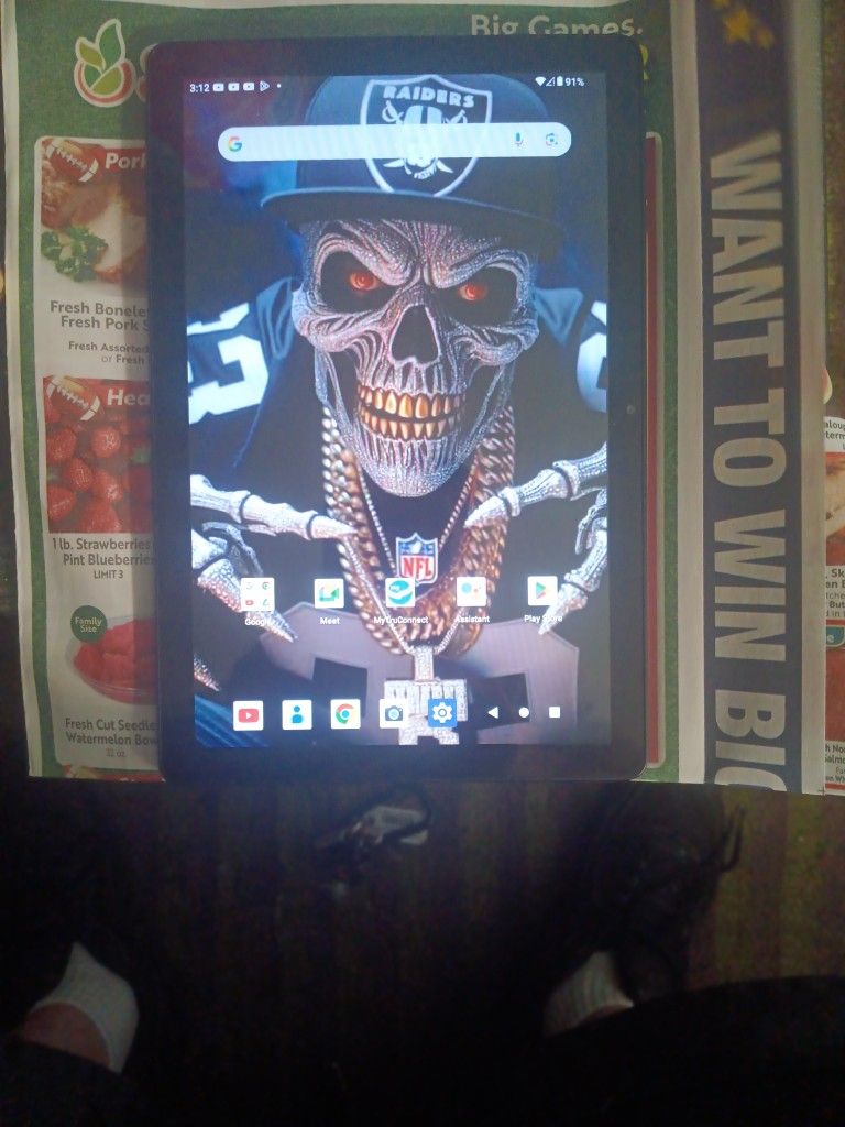 T2 Elite Tablet     10.1" Display    Very Good Condition , No Cracks