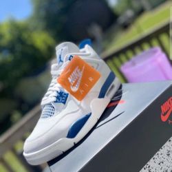 Jordan’s 4s Military Blues