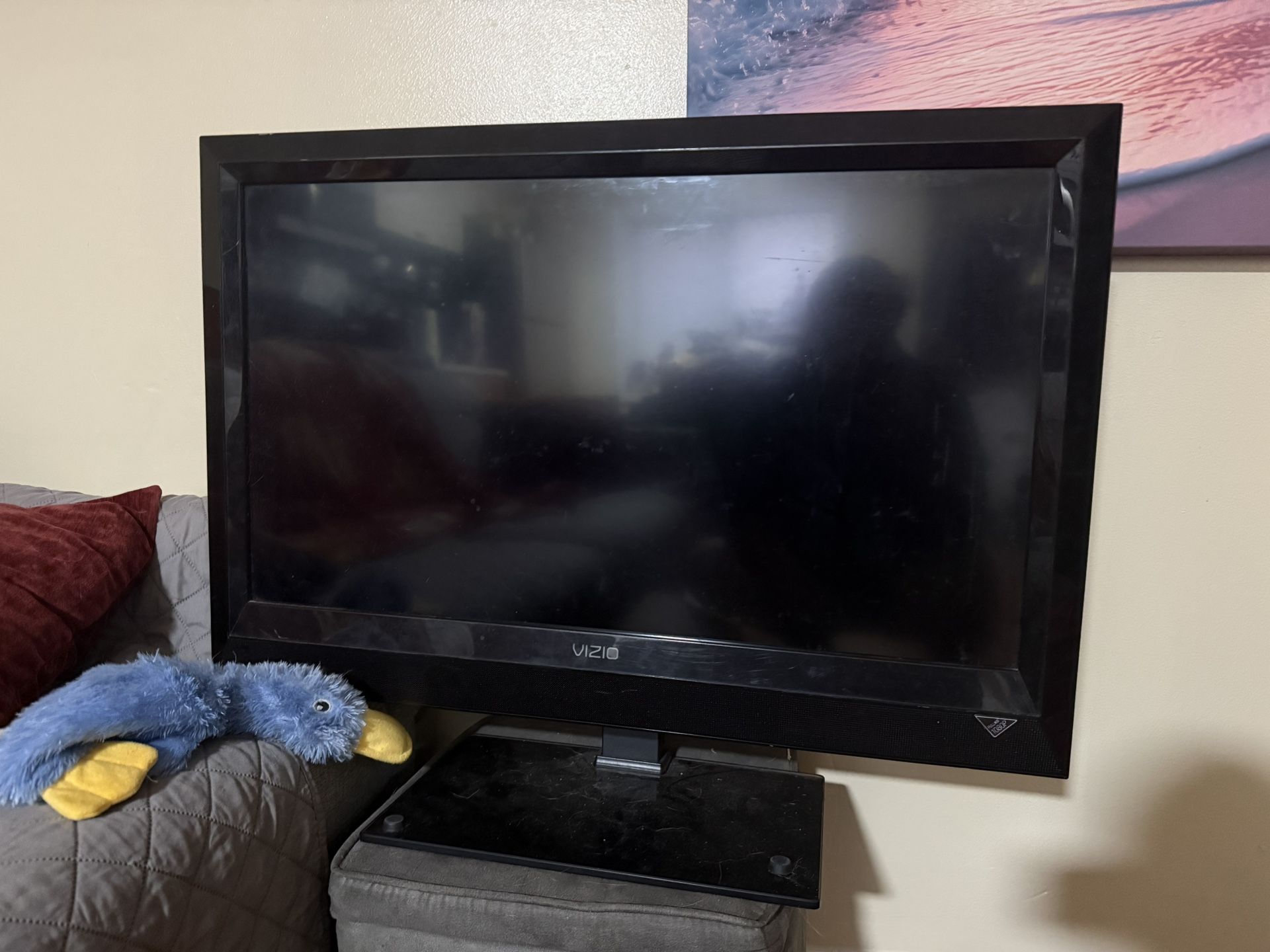 TV 32 Inches