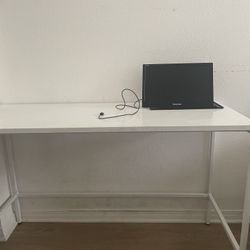 White Desk - Work Station - office