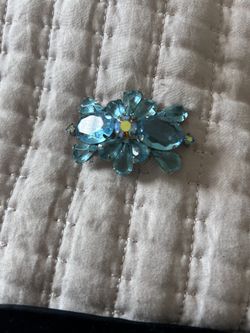 Vintage Aqua Blue Brooch 