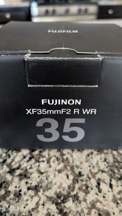 Fujifilm 35mm f2 WR Black
