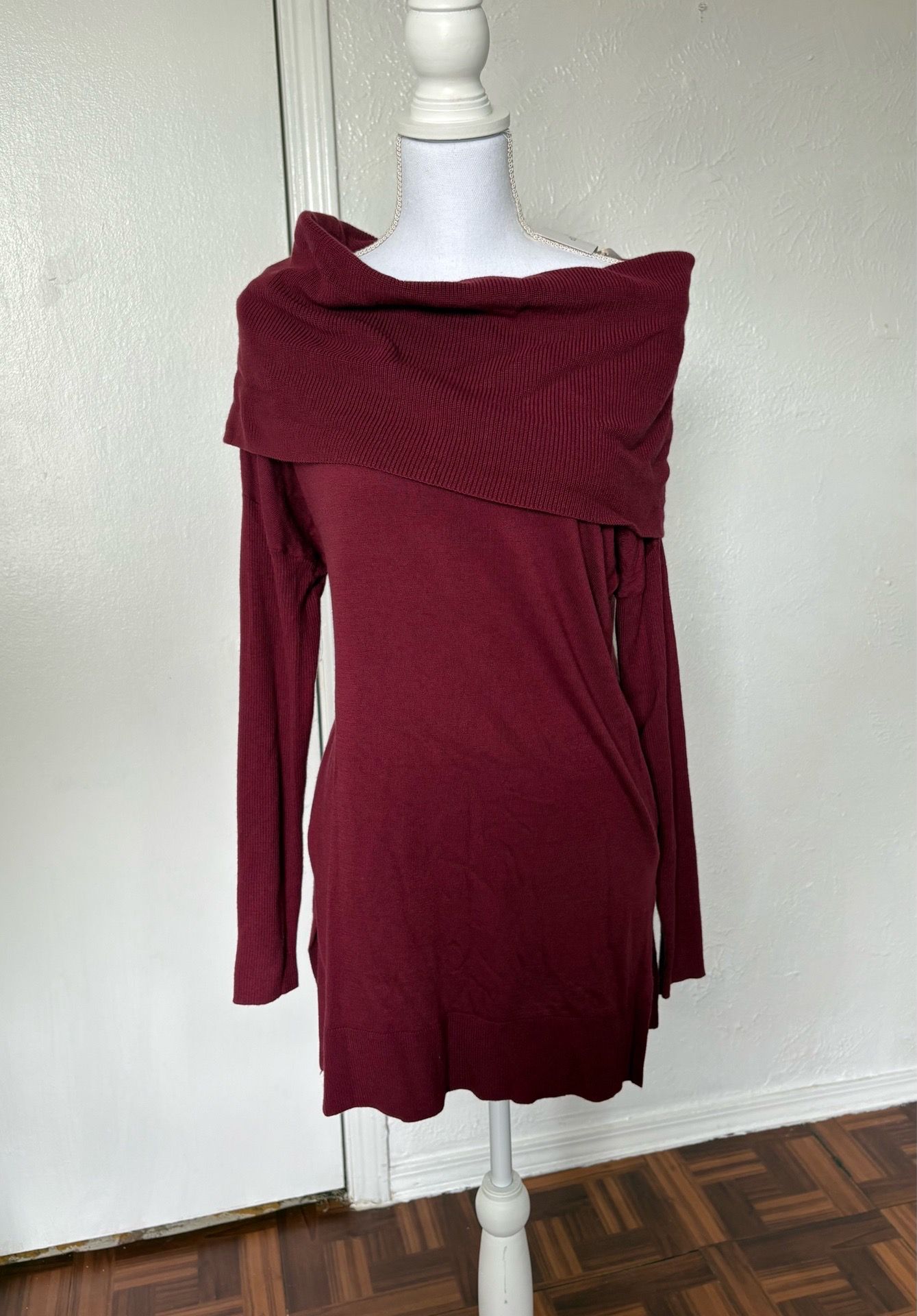 Caslon women’s wine 3 in 1 cowl neck tunic top size medium NWT