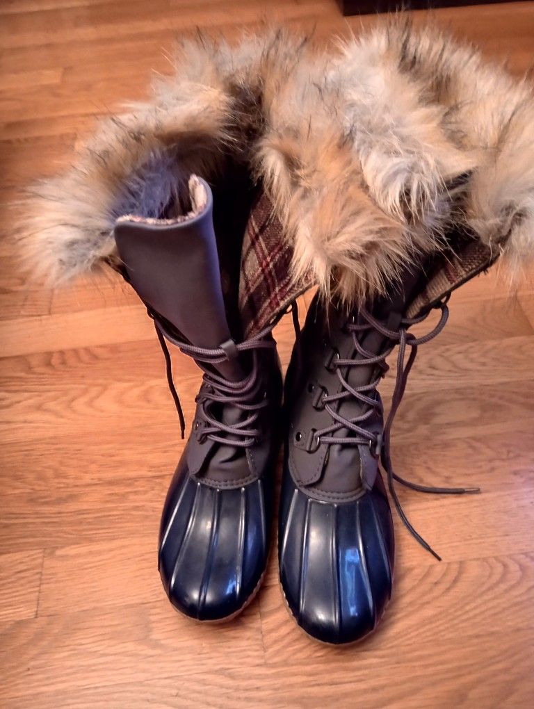 Water/Suede/Fur Boots 