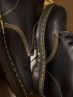 1460 pascal Dr Martens men’s 7 womens 8