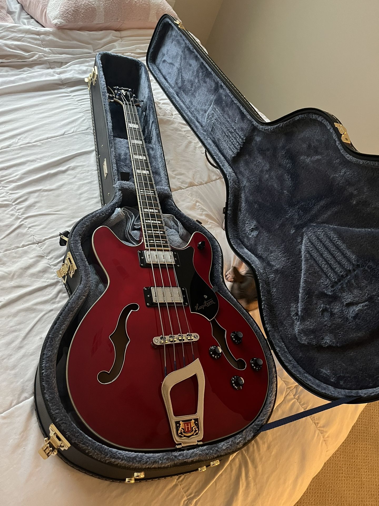 Hagstrom Viking Bass