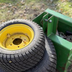 John Deere 2015 1025R Compact Tractor 