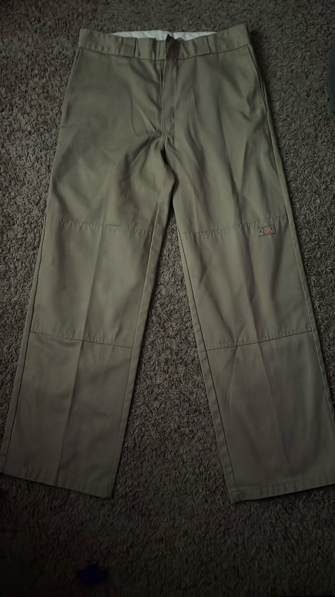 Loose Fit Dickies pants