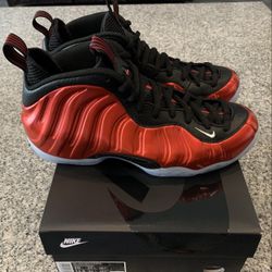 DS '23 Nike Air Foamposite One Metallic Red Sz. 10